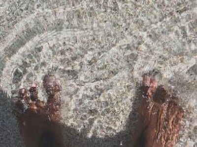 Dirty Feet