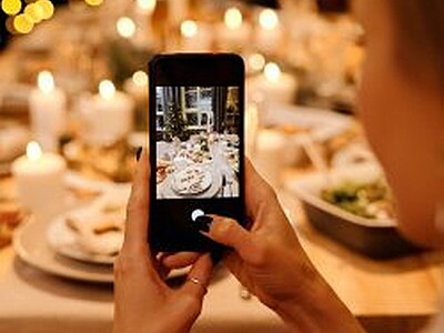 Advent: The Unlikely Table