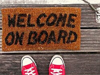 Who reached out to you in Freshers week?